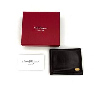 Salvatore Ferragamo men’s leather wallet